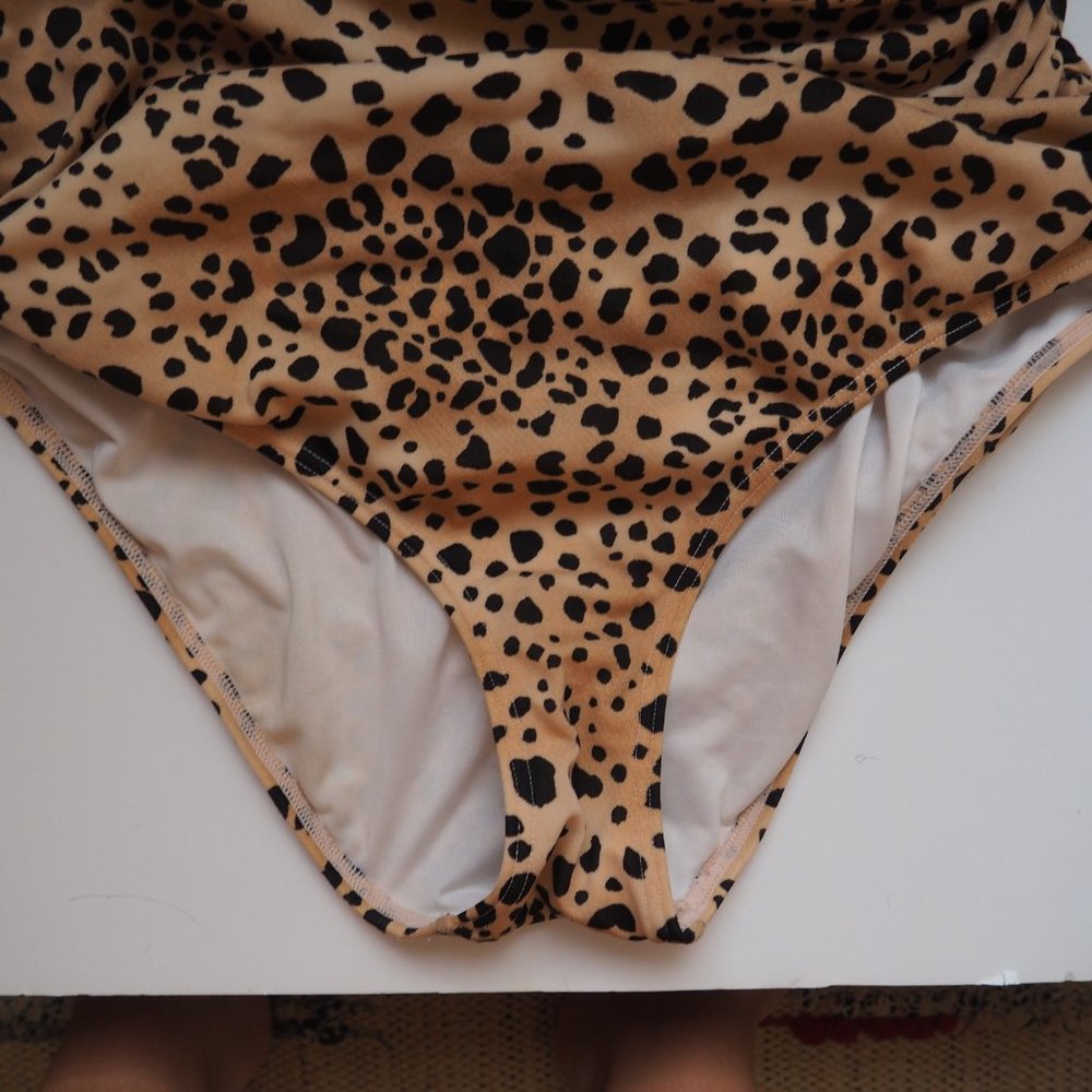 Victoria’s Secret Cheetah One Piece Halter Swim - Picture 4 of 6